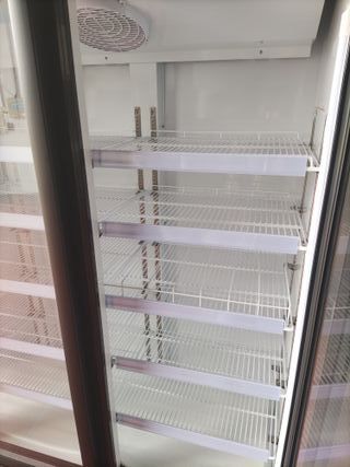 VITRINA MURAL 3 PUERTAS FRIGORÍFICAS