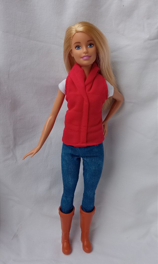 Barbie veri capelli biondi in fattoria mattel