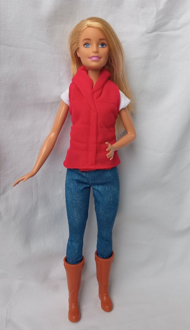 Barbie veri capelli biondi in fattoria mattel