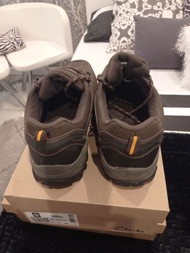 calzado de montaña 43
