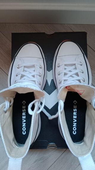 converse run star hike platform