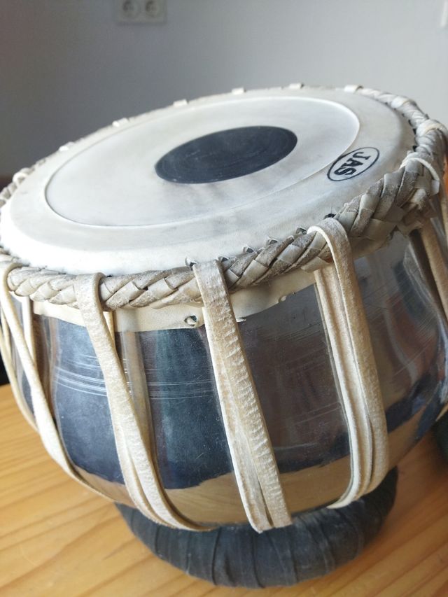 Tabla India de segunda mano por 80 EUR en Roquetas de Mar en WALLAPOP