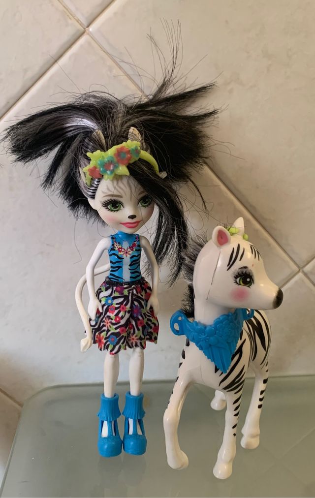 Súpercasa del Bosque Enchantimals + Muñecas Extra