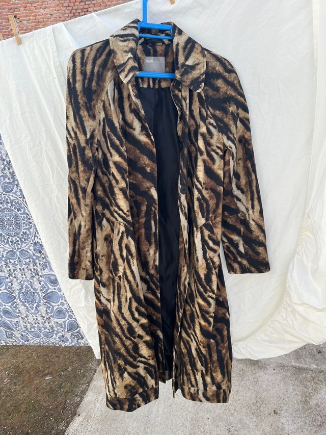 Gabardina Asos oversized