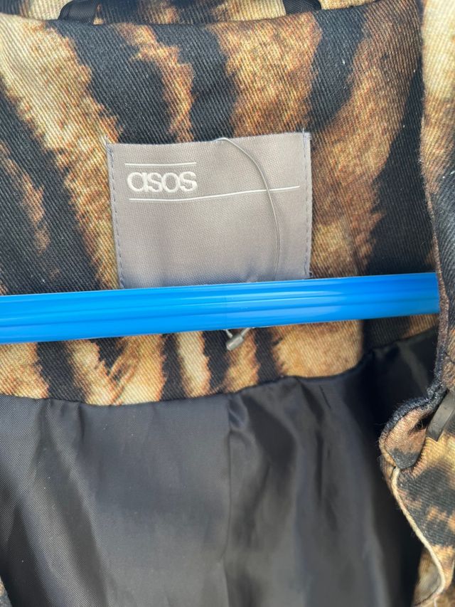 Gabardina Asos oversized