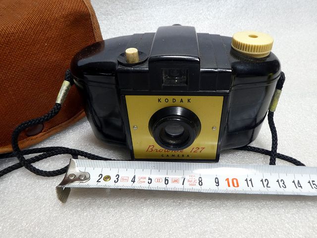 Antigua camara Kodak Brownie 127 baquelita