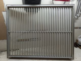 SE VENDE REJILLA ALUMINIO