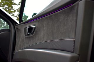 LEON CUPRA 290 BLACK CARBON EDITION