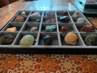 collezione gemme e minerali