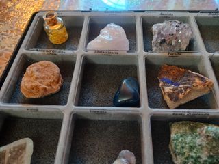 collezione gemme e minerali