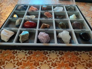 collezione gemme e minerali