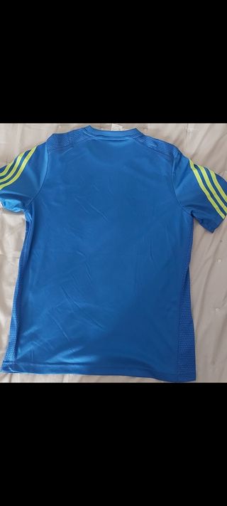Conjunto Adidas talla 15-16