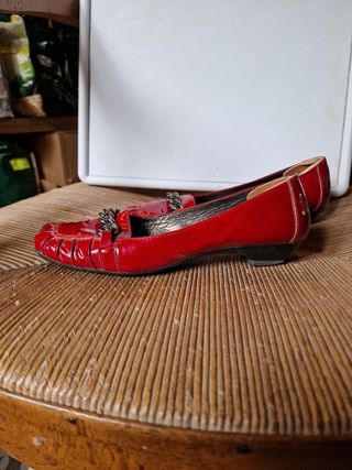 mocasines, bailarinas charol rojos 38