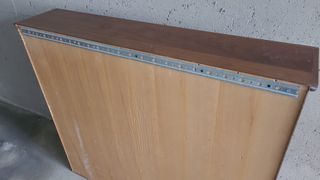 Libreria da appendere in legno massello