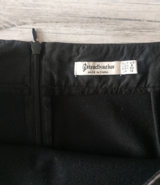 Minifalda negra cuero