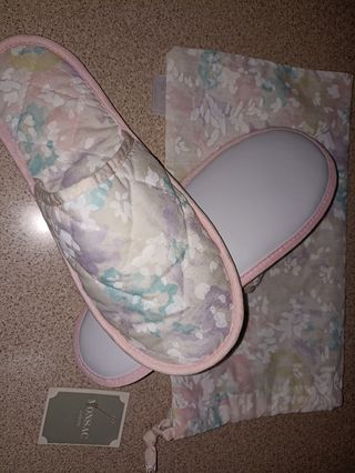 Pantuflas con bolsa