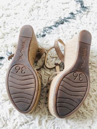 Sandalias Unisa