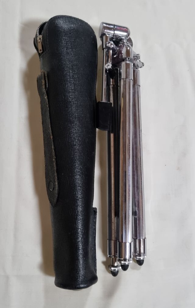 Tripode marca Hinode 