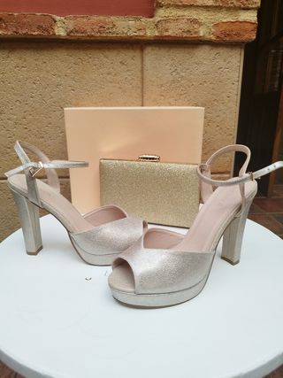 Sandalias de tacón oro