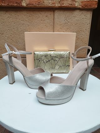 Sandalias de tacón oro