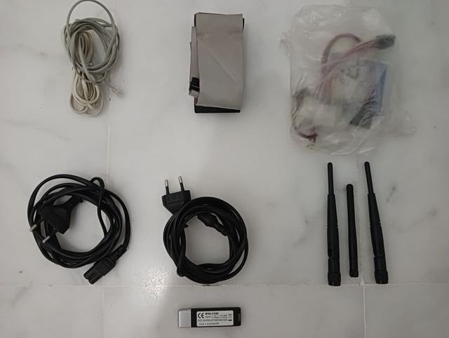 cavi vari per computer e multimediali