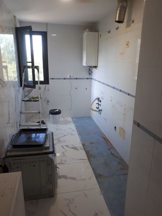 reforma completa de cocina y azulejos