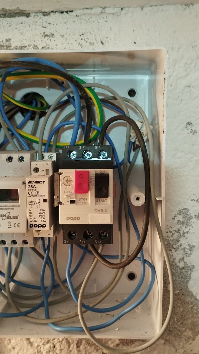 automatización bomba piscina