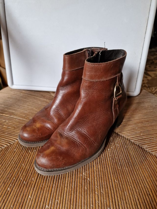 Botines piel marrón. 37