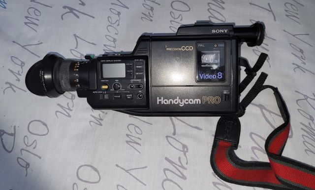 Camara Sony Handycam PRO ccd-v9 *No se si funciona
