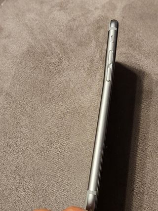 Iphone 6 gris para reparar o piezas.