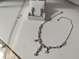 gargantilla y pendientes bisuteria