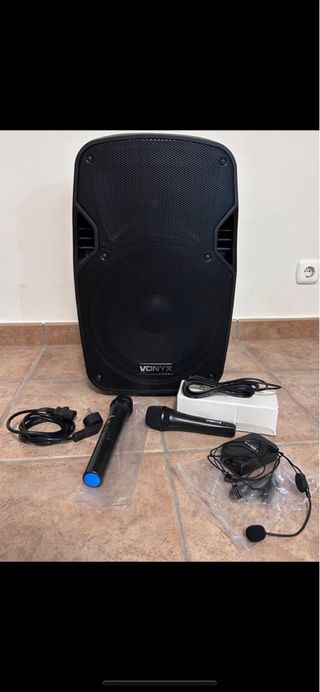 ALQUILER ALTAVOZ BATERÍA PORTÁTIL 1200w
