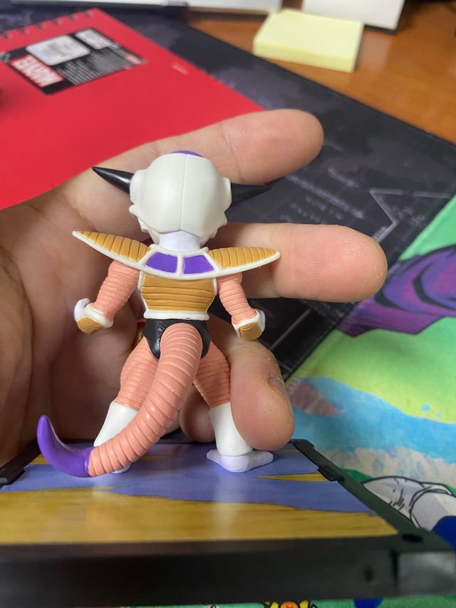 Figura Freezer 10cm Dragon Ball