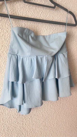 Top volantes palabra de honor Zara