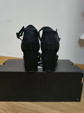 Zapatos pulsera negros tacón Kiabi seminuevos