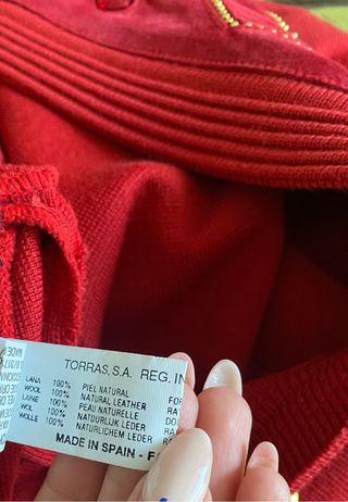 Cárdigan con piel y strass dorado Torras talla L