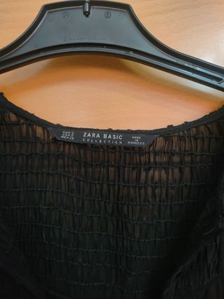 Blusa negra Zara