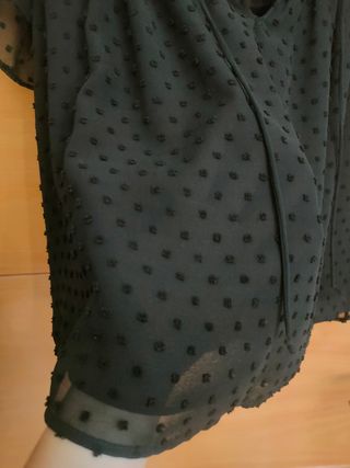 Blusa negra Zara