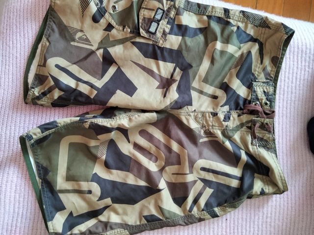 S2 Bañador Quicksilver talla 14