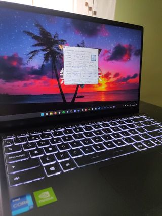 Portátil MSI Modern 14 (leer descripción)