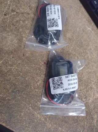 2 luces led para la matricula