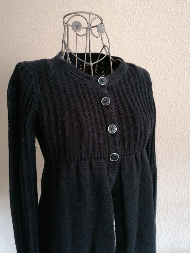 Chaqueta negra punto