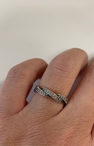 Anillo infinito PANDORA 