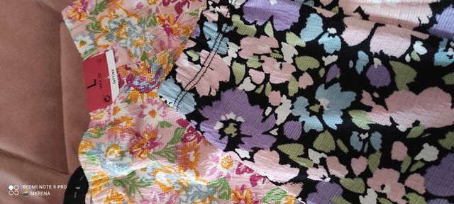 lote de 2 faldas cortas de Lefties