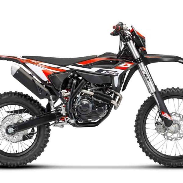 BETA 125 4T modelo T 15cv