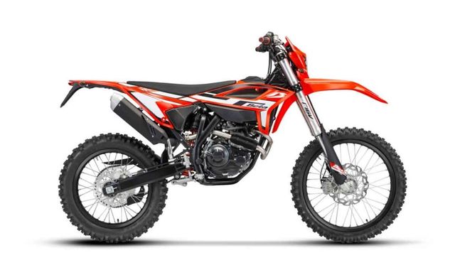 BETA 125 4T modelo T 15cv