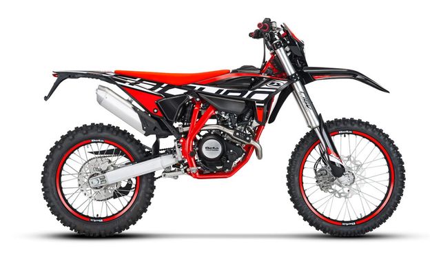 BETA 125 4T modelo T 15cv