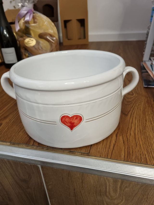 "Capasa del cuore" ceramica artigianale h 13 d 22