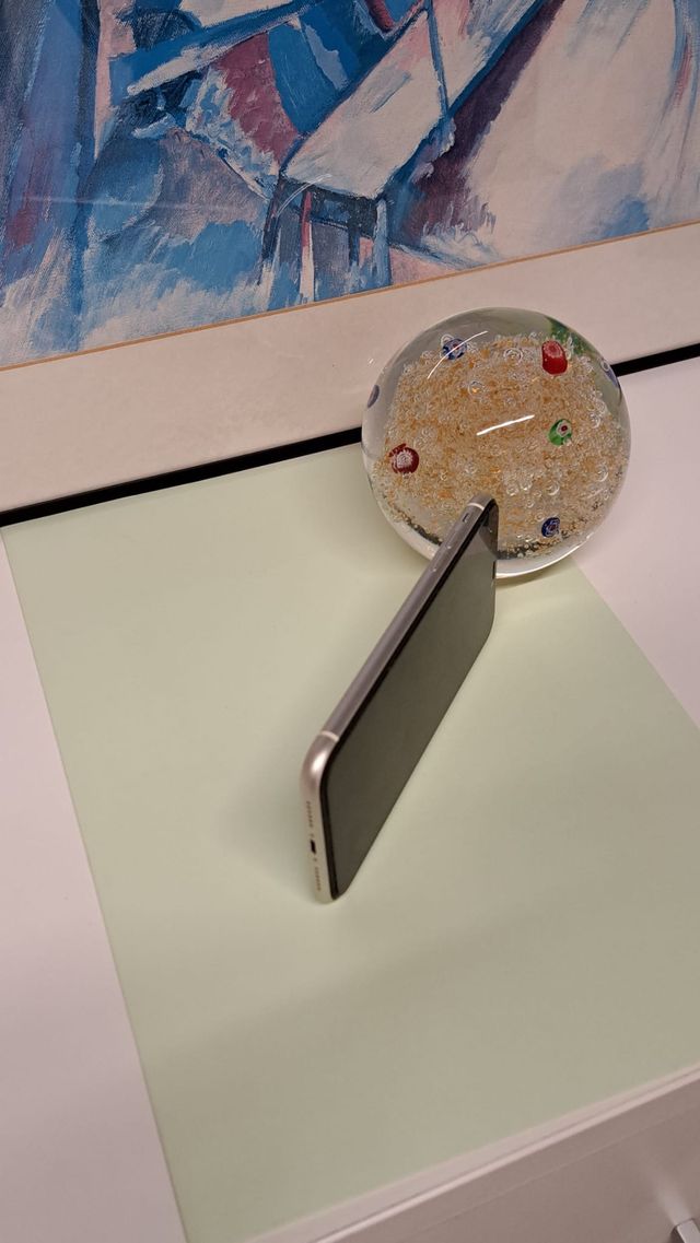 iPhone 11 Blanco "COMO NUEVO"