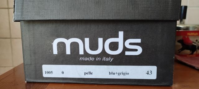 scarpe da uomo con lacci